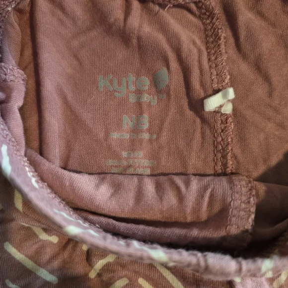 Kyte Baby Dusty Rose Herringbone Pants - NB - Picture 3 of 5